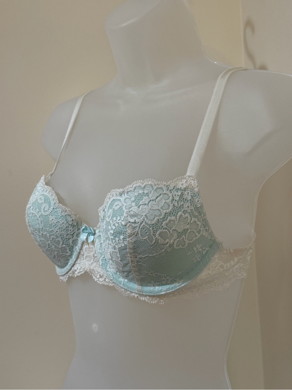 NEW VICTORIA SECRET DREAM ANGELS LINED DEMI BRA SIZE 34B IN WHITE AND BLUE - Picture 7 of 14